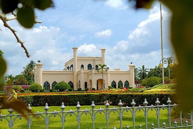 Liburan Sejarah ke Istana Siak Sri Indrapura Riau: Kemegahan Kerajaan Melayu